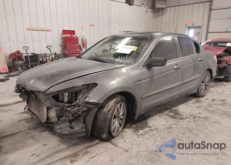 2011 Honda Accord 2.4 Ex from USA, damaged, VIN 1HGCP2F70BA134644